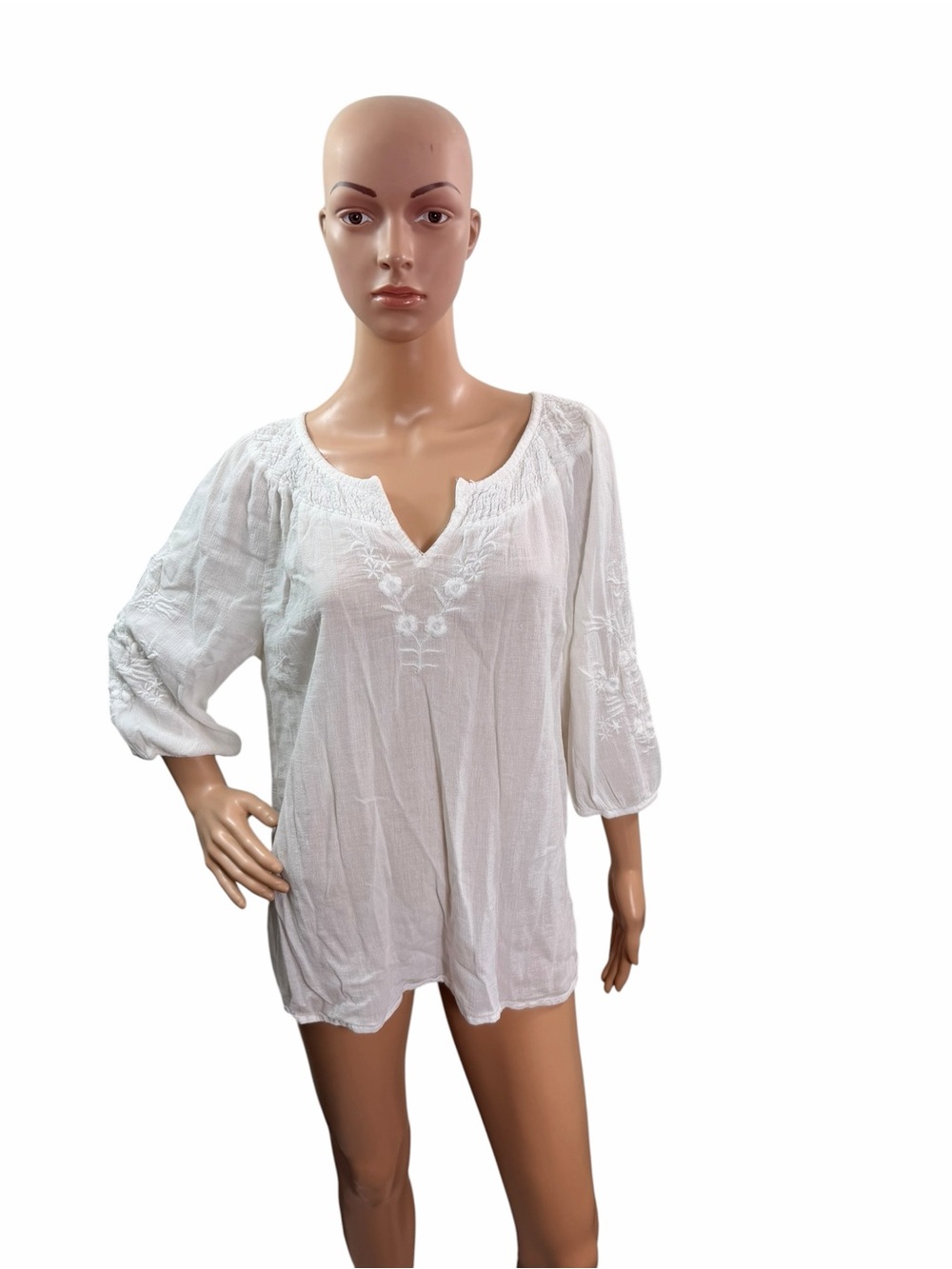Talbots Women’s Size Large 3/4 Sleeve V Embroidery At Neck White Blouse - Picture 2 of 7